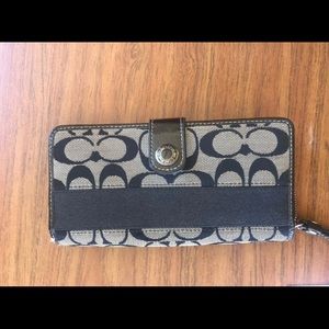 Coach wallet